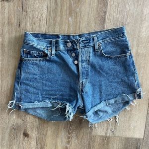 LEVIS 501 Cut Off Denim shorts